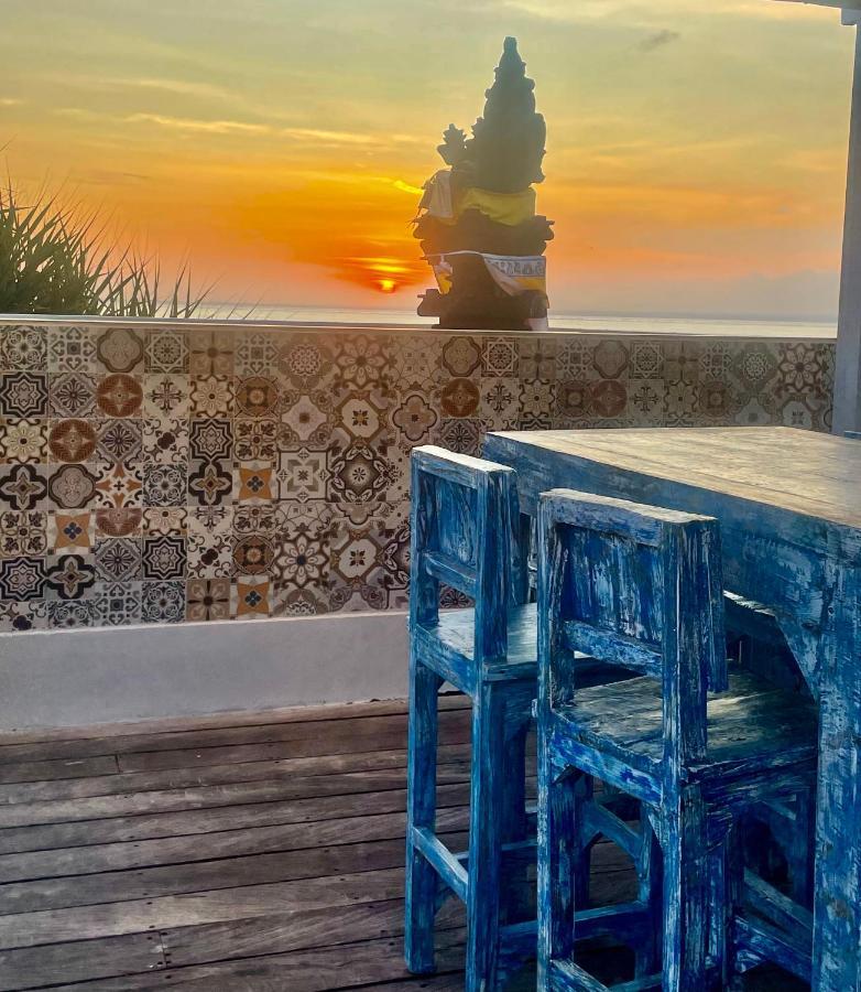 The Palms Ceningan Hotel نوسا ليمبونغان المظهر الخارجي الصورة